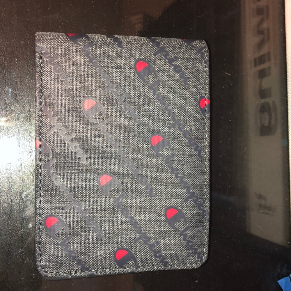 Men’s Champion Wallet